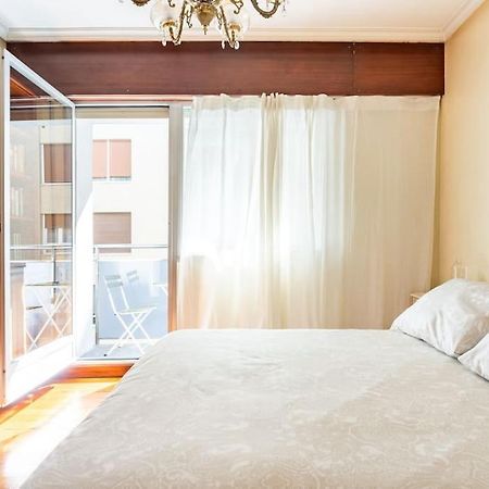 Terraza Playa Y Calle Peatonal Ess03377 سان سيباستيان المظهر الخارجي الصورة