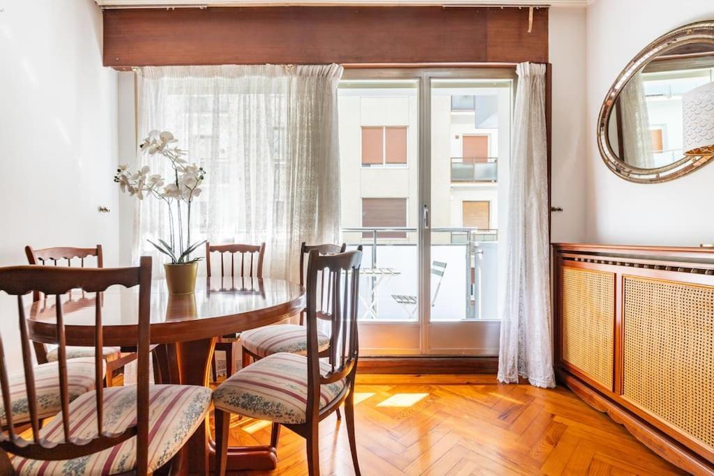 Terraza Playa Y Calle Peatonal Ess03377 سان سيباستيان المظهر الخارجي الصورة