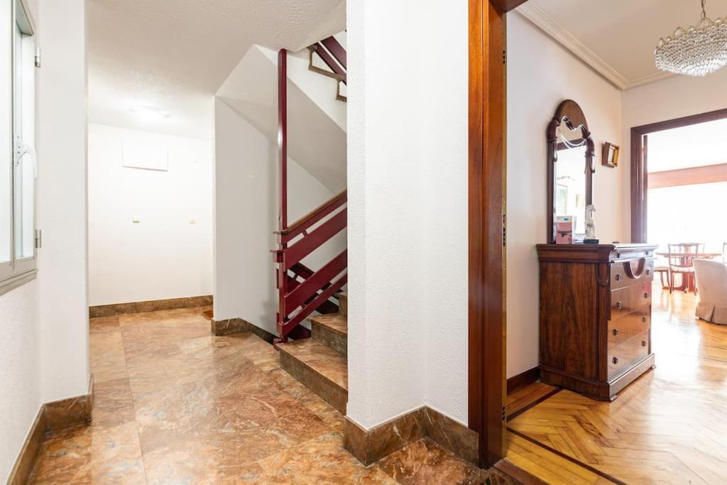 Terraza Playa Y Calle Peatonal Ess03377 سان سيباستيان المظهر الخارجي الصورة
