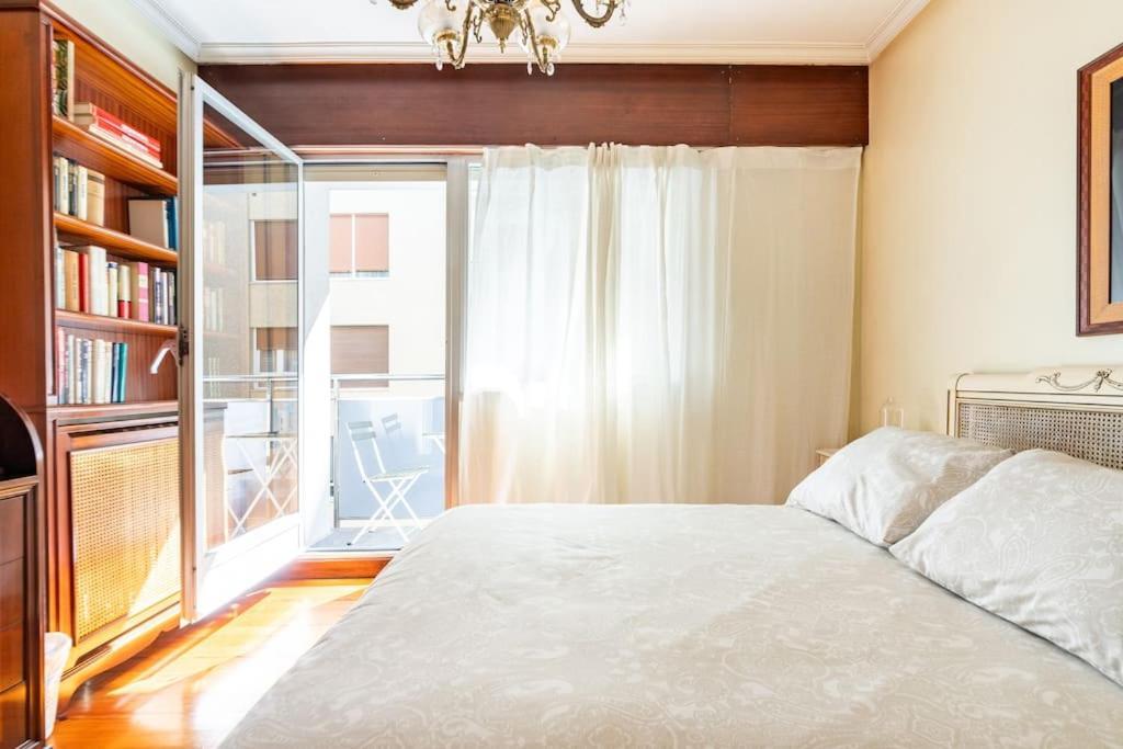 Terraza Playa Y Calle Peatonal Ess03377 سان سيباستيان المظهر الخارجي الصورة